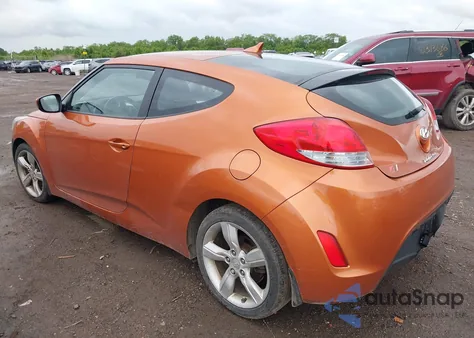 2012 Hyundai Veloster Base W/Black z USA, uszkodzony, nr VIN KMHTC6AD3CU057620